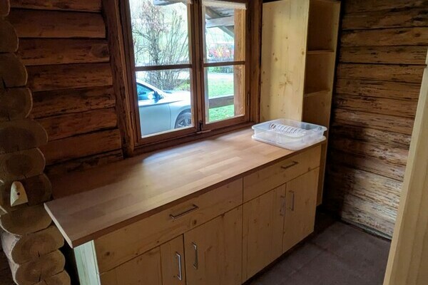 Schränke mit Arbeitsfläche Schränke mit Arbeitsfläche